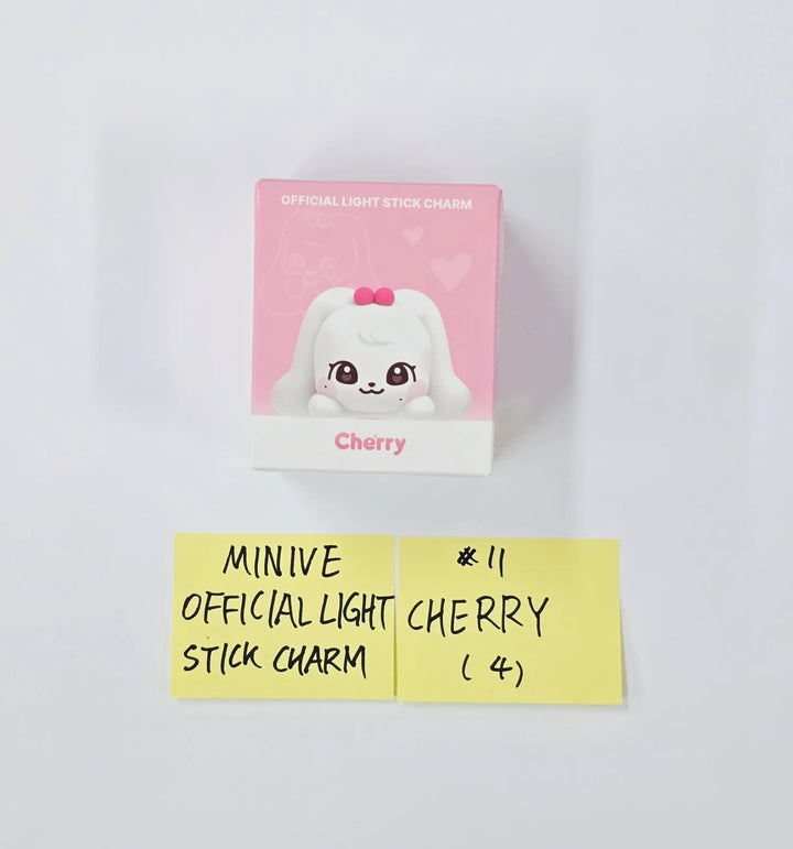 IVE - "Dive into Minive" POP-UP Store Official MD (1) [26.07.30]