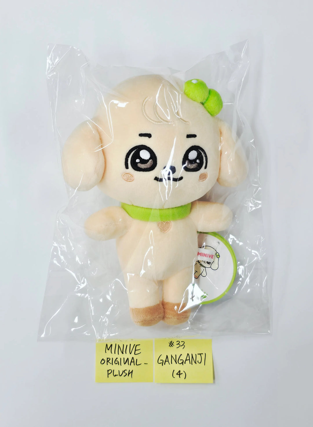 IVE - "Dive into Minive" POP-UP Store Official MD (2) [26.07.30]