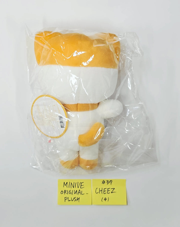 IVE - "Dive into Minive" POP-UP Store Official MD (2) [26.07.30]