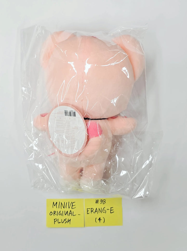 IVE - "Dive into Minive" POP-UP Store Official MD (2) [26.07.30]
