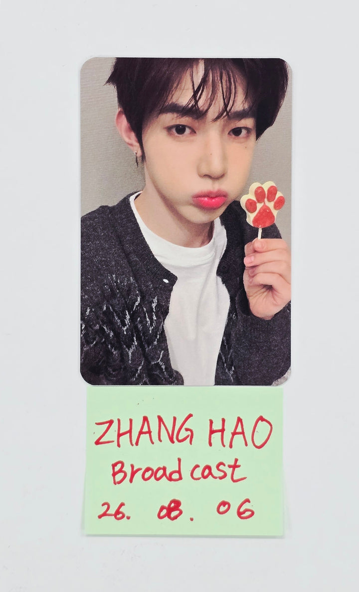 ZHANG HAO (of ZeroBaseOne) - Broadcast Photocard [26.08.06]