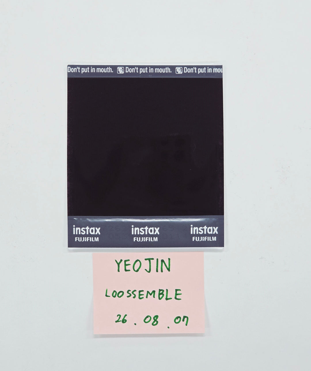Yeojin (of Loossemble) - Hand Autographed(Signed) Polaroid [26.08.07]
