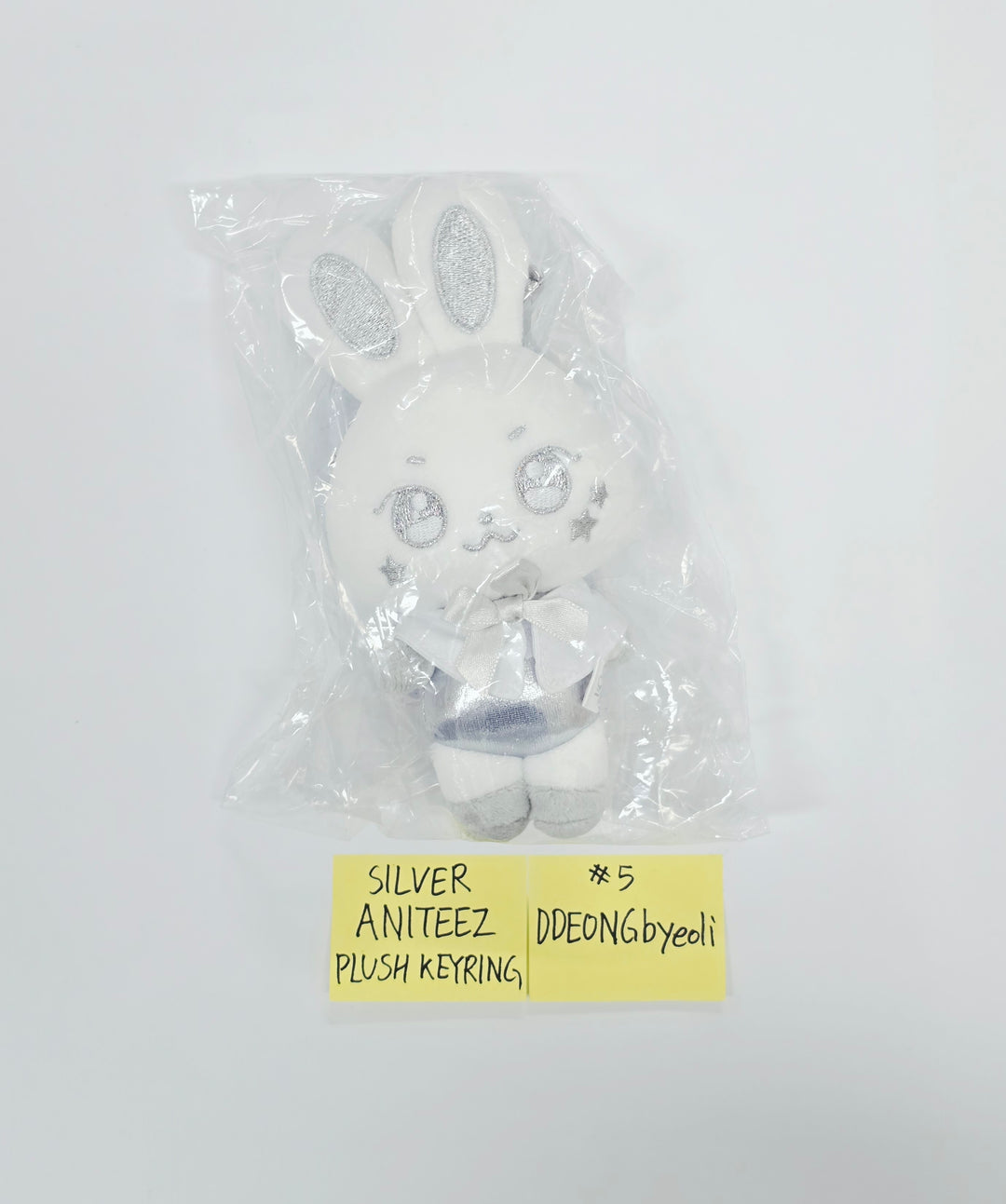 ATEEZ "ANITEEZ IN Deja Vu" - ATEEZ X ANITEEZ POP-Store Official MD (1) [26.08.21]