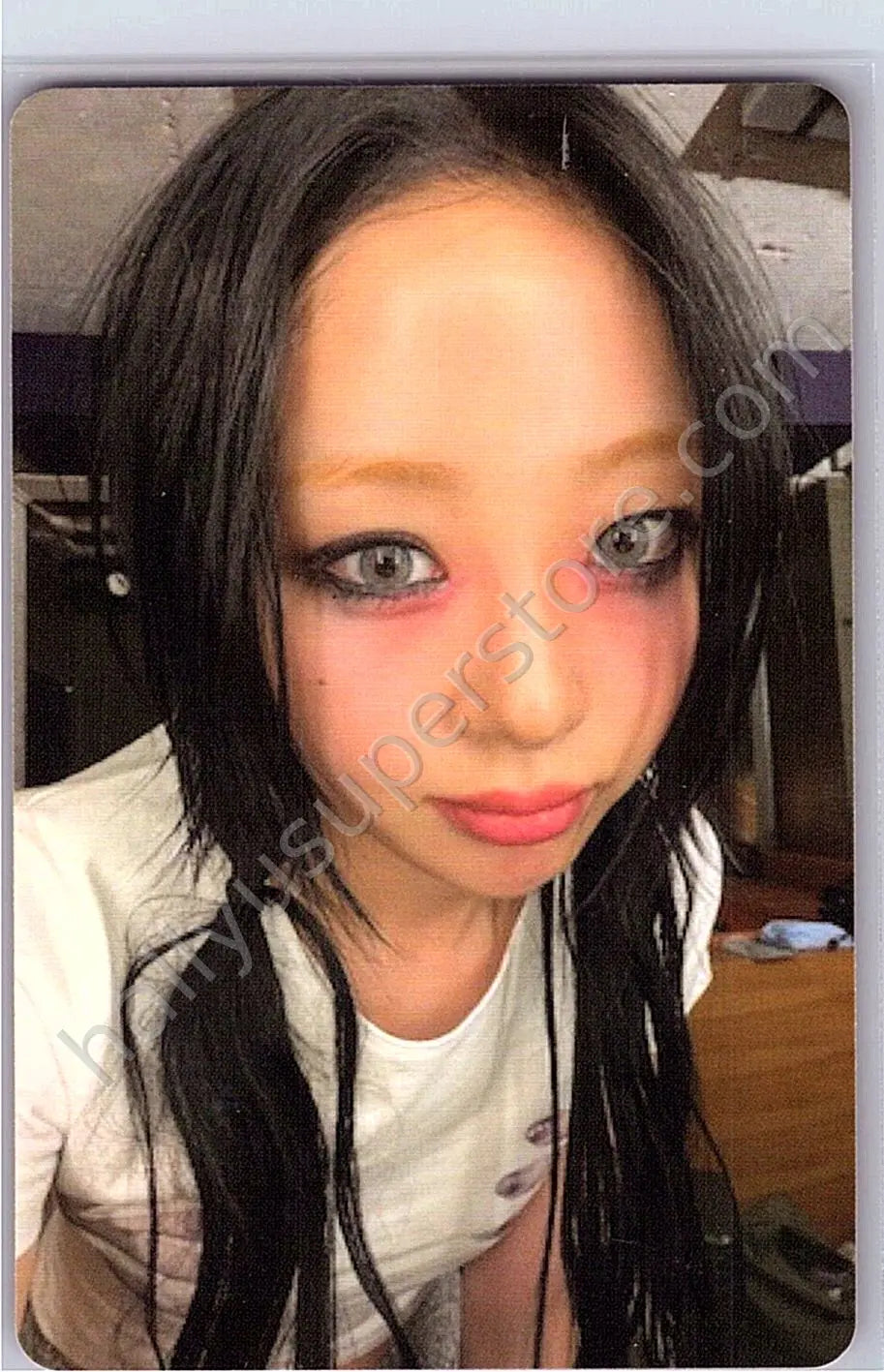Yves  - Yves - Nail album photocard version 2