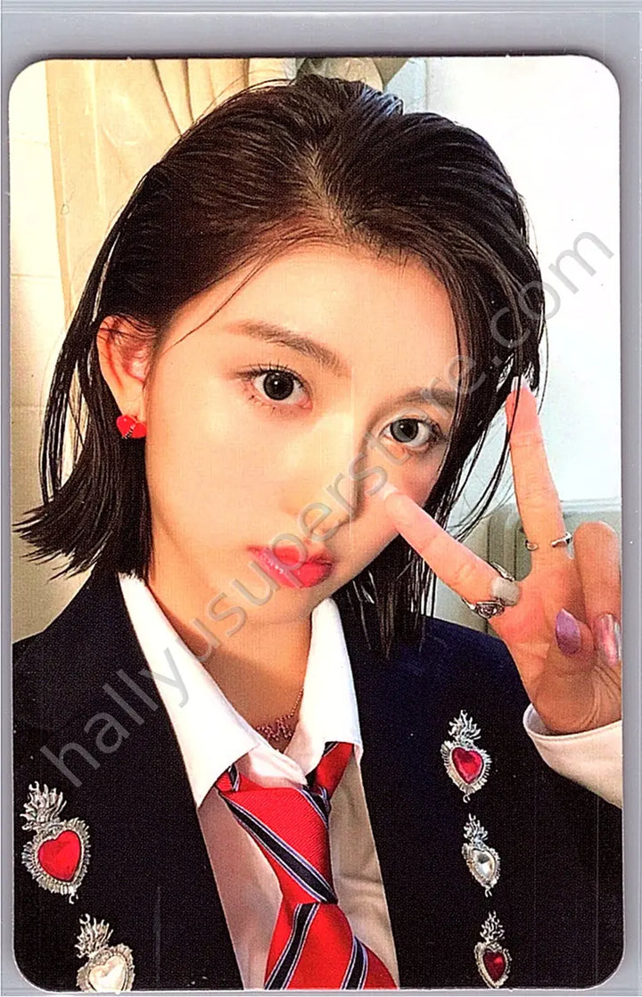 IVE - Gaeul - LOVE DIVE