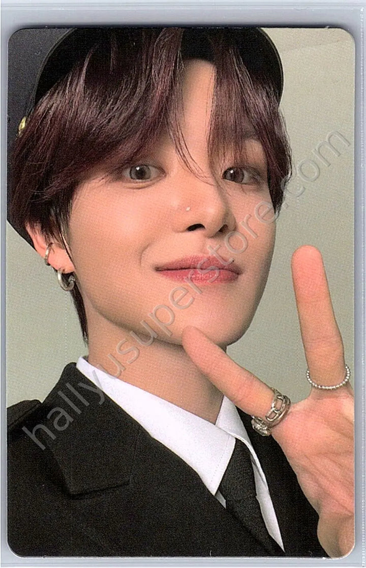 TREASURE - Jihoon - 2024 Welcoming Collection
