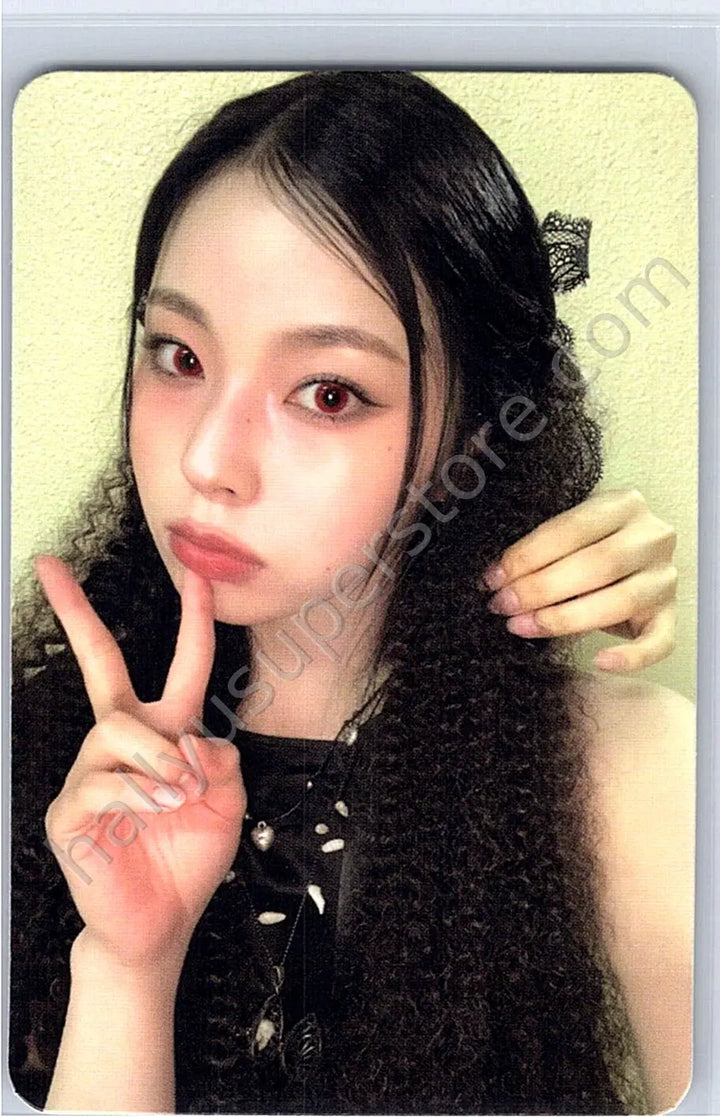 NMIXX - Kyujin - Fe3O4: STICK OUT album photocard pyromancy version