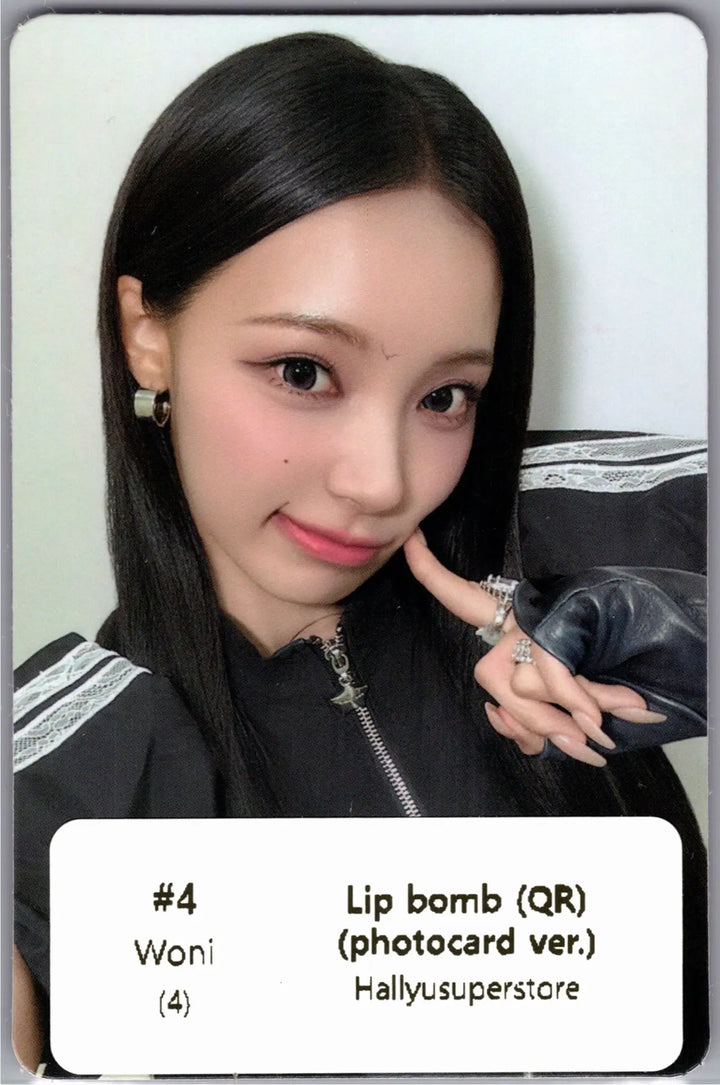 RESCENE "Lip bomb" - Official Photocard (QR)(Photocard Ver.) [26.07.24]