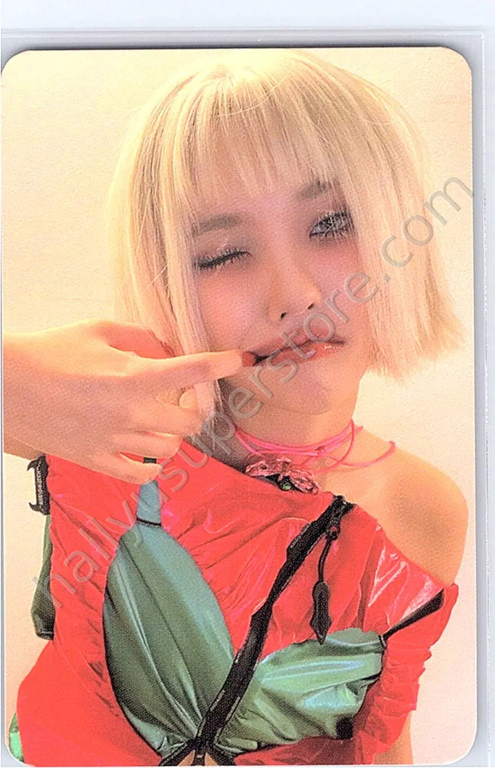 i-dle - Soyeon - I Love album photocard standard version x-file version
