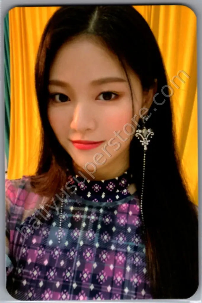 LOONA - HyunJin - [&amp;]