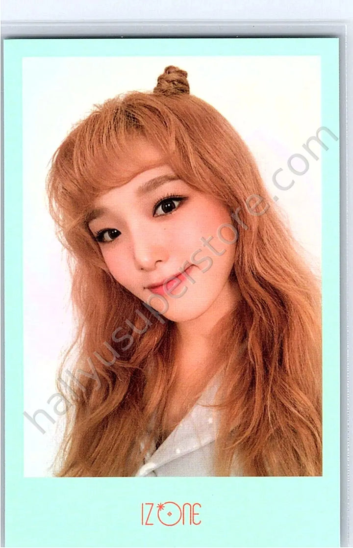 IZ*ONE - Yena - SPRING COLLECTION 2020 “SECRET DIARY” calendar version polaroid set