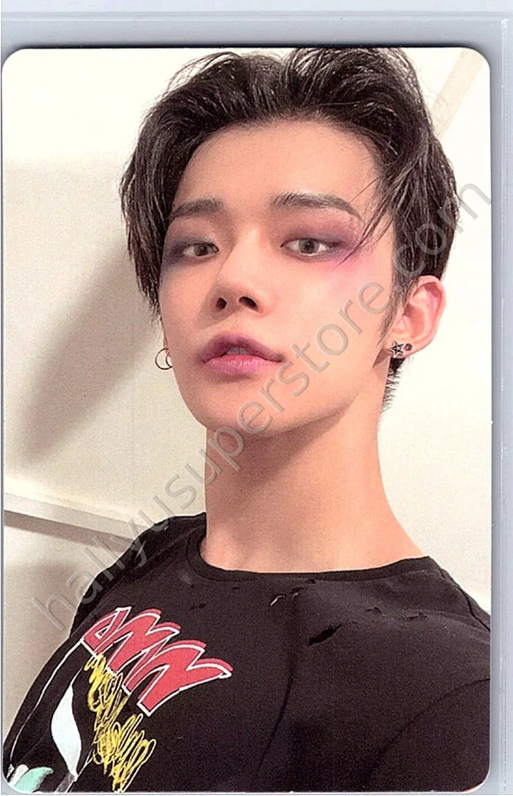 TOMORROW X TOGETHER - Yeonjun - The Chaos Chapter: Fight or Escape album photocard escape together version