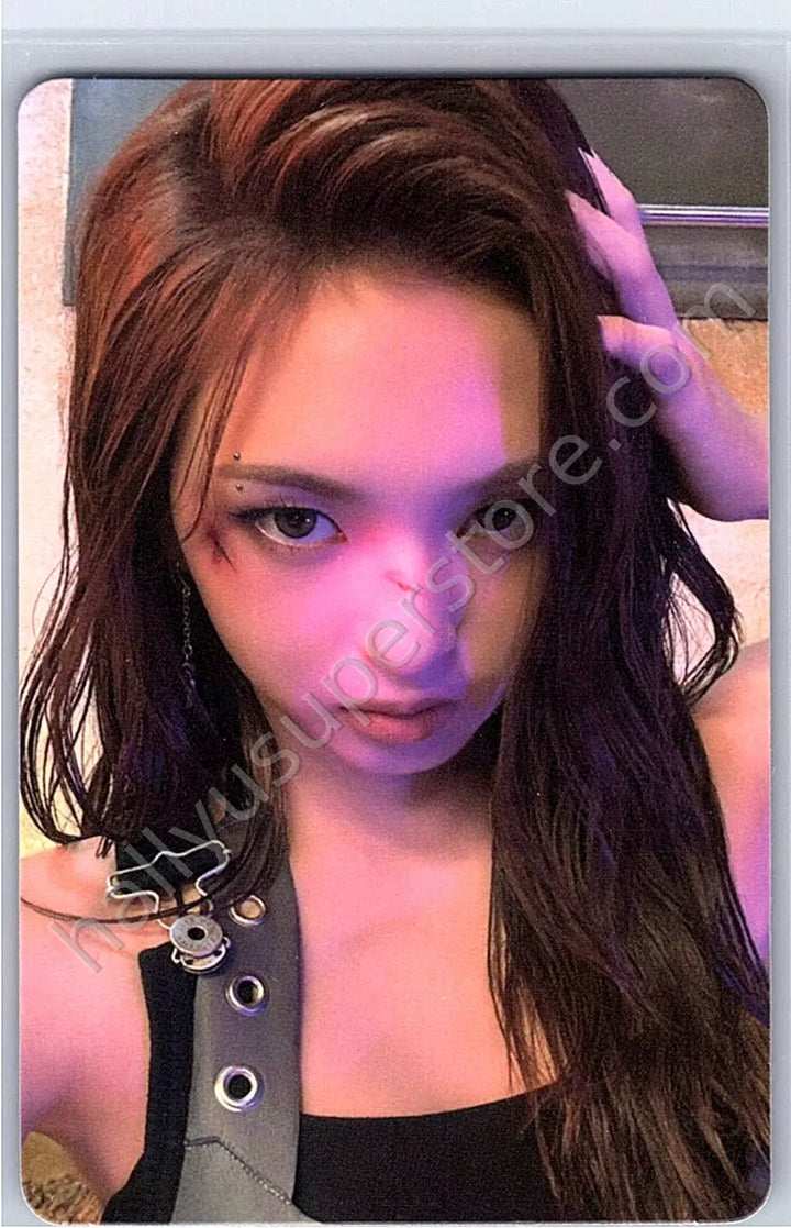BABYMONSTER - Chiquita - BABYMONSTER - Chiquita - WE GO UP Album album photocard first press only