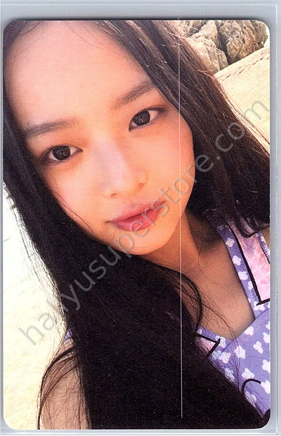 NewJeans - Hanni - NewJeans 1st EP “New Jeans” A version album photocard version 1 weverse album version