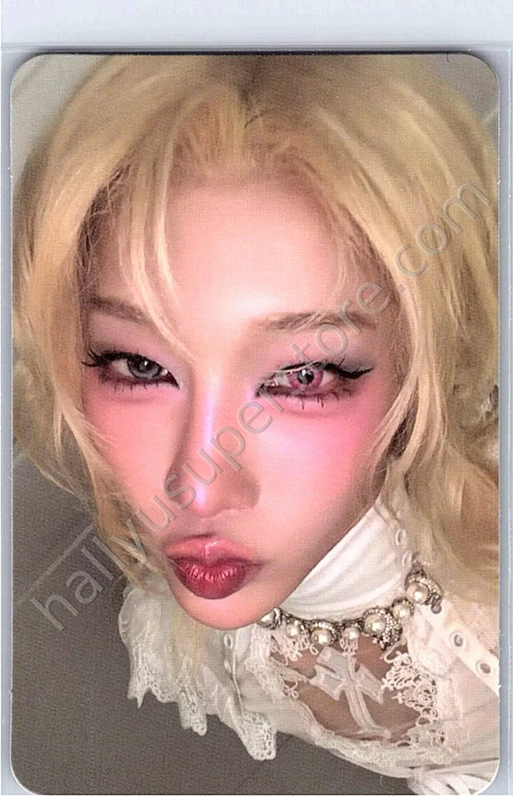 XLOV - Rui - I, God album photocard O version