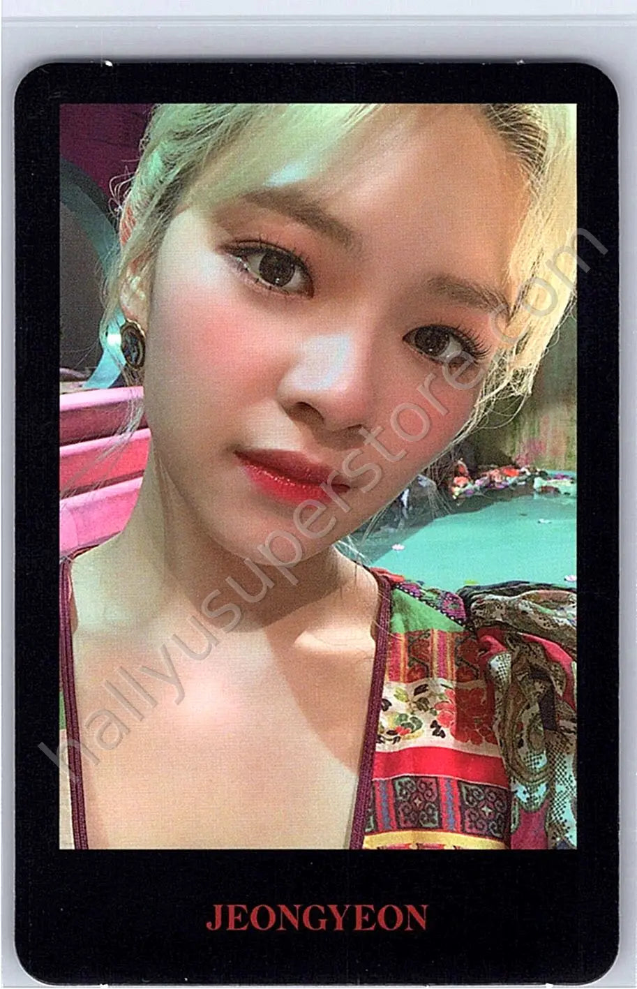 TWICE - Jeongyeon - MORE &amp; MORE album photocard