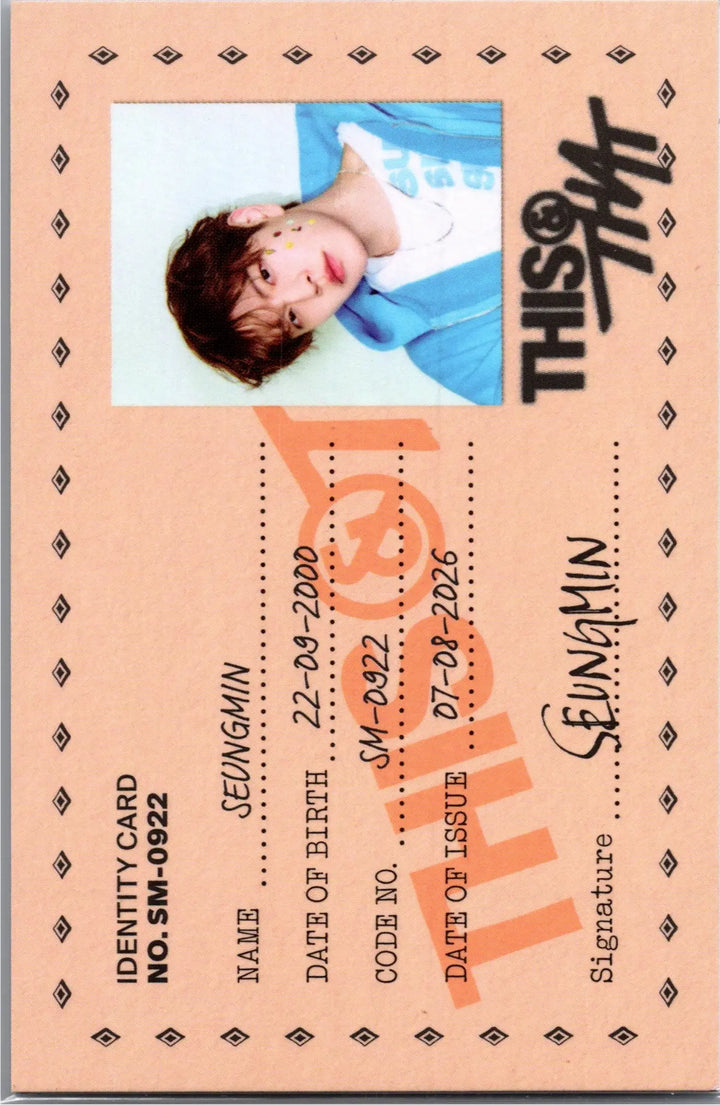 Stray Kids "THIS &amp; THAT" - Official Photocard (Photobook Ver.) (2) [26.08.10]