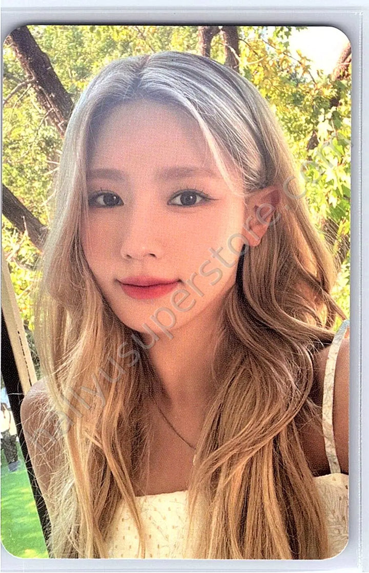 i-dle - Miyeon - 2023 Season’s Greetings [Blooming Day] photocard set season&