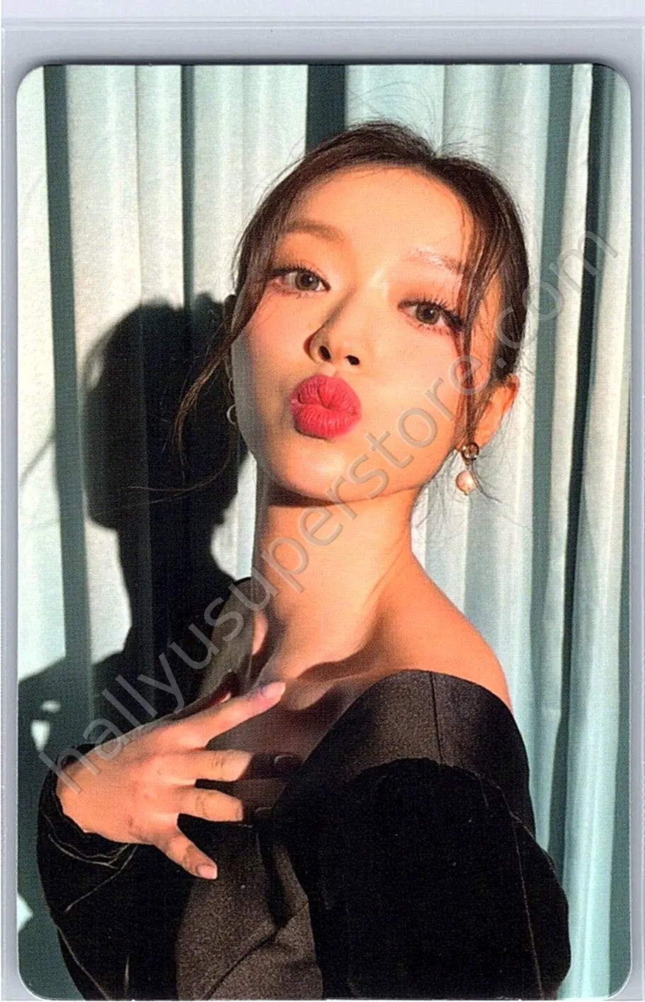 OH MY GIRL - YooA - Real Love album photocard floral version