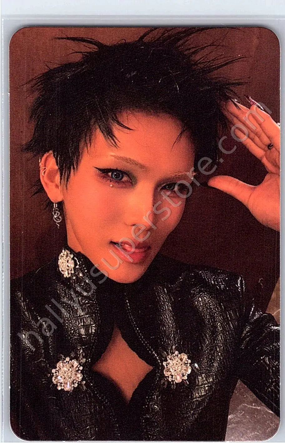 XLOV - Hyun - I, God album photocard G version