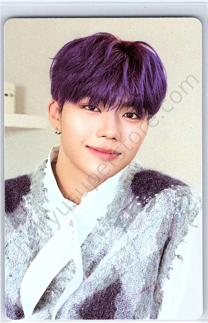 ZEROBASEONE - Gunwook - 2025 Seasons Greetings &