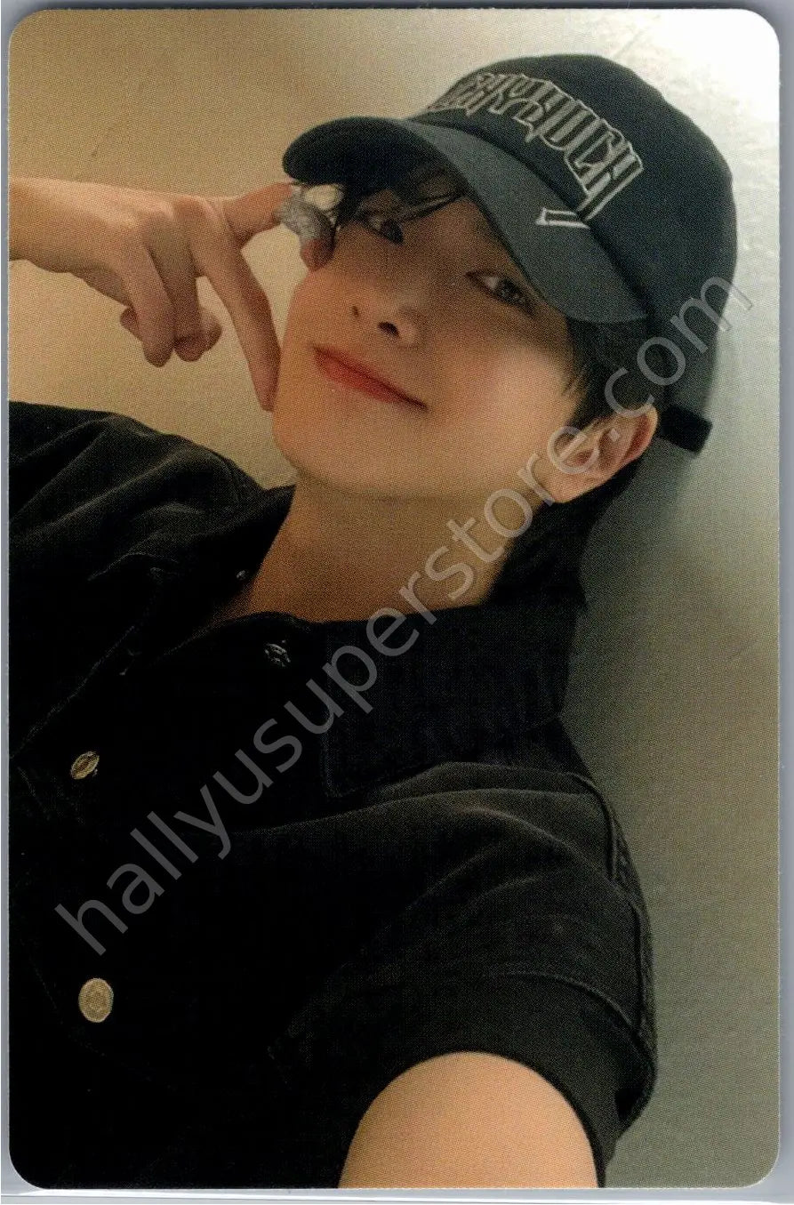 THE BOYZ - Younghoon - a;effect album photocard FPO movement version