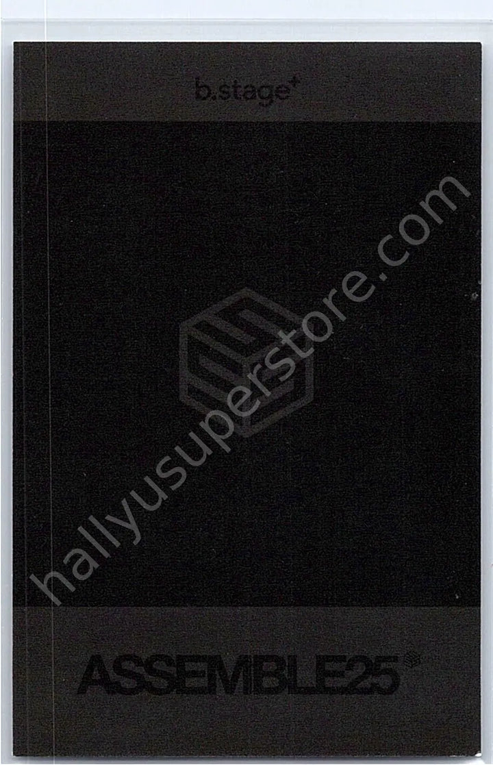 tripleS - Lynn - Assemble25 b.stage+ event polaroid