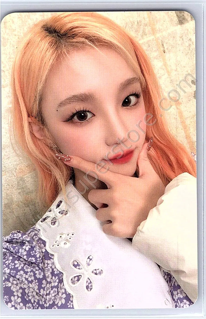 i-dle - Yuqi - 2023 Season’s Greetings [Blooming Day] photocard set season&
