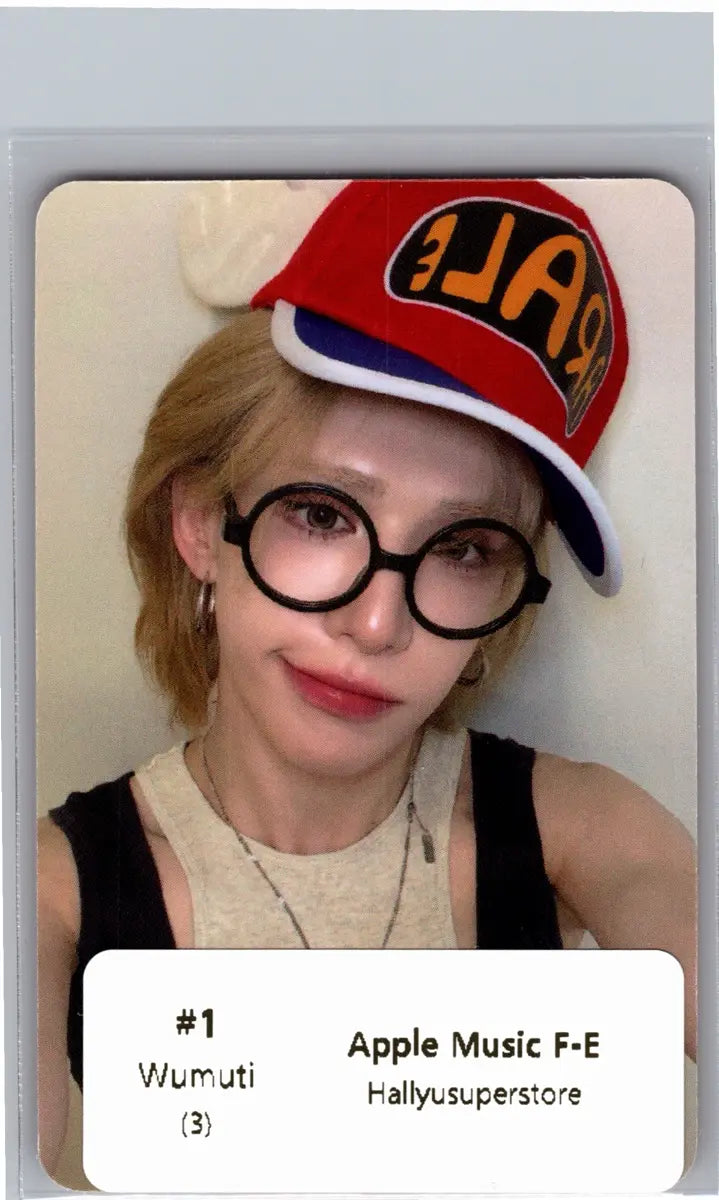 XLOV "I,God"- Apple Music Fansign Event Photocard R2 [26.06.22]