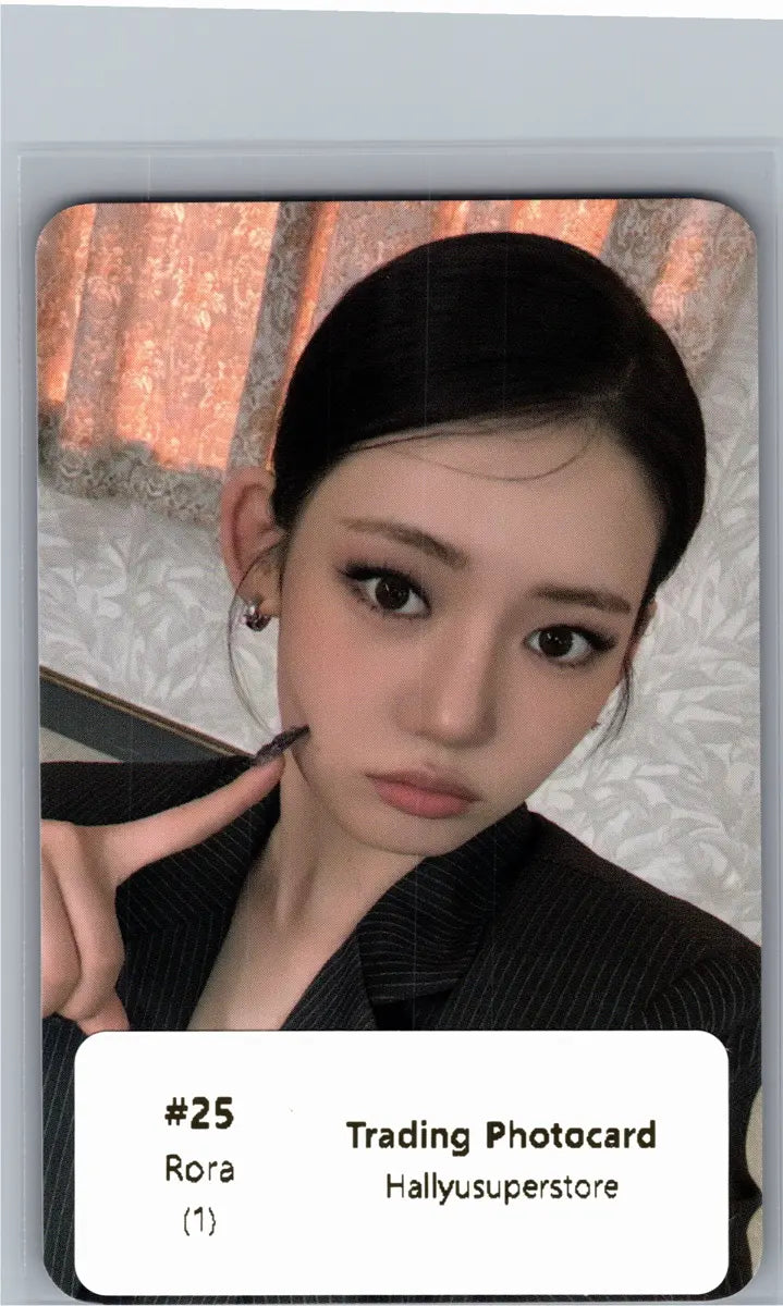 BABYMONSTER -"2026-27 BABYMONSTER WORLD TOUR" [CHOOM] Pop-Up Store Random Trading Photocard (2) [26.06.22]