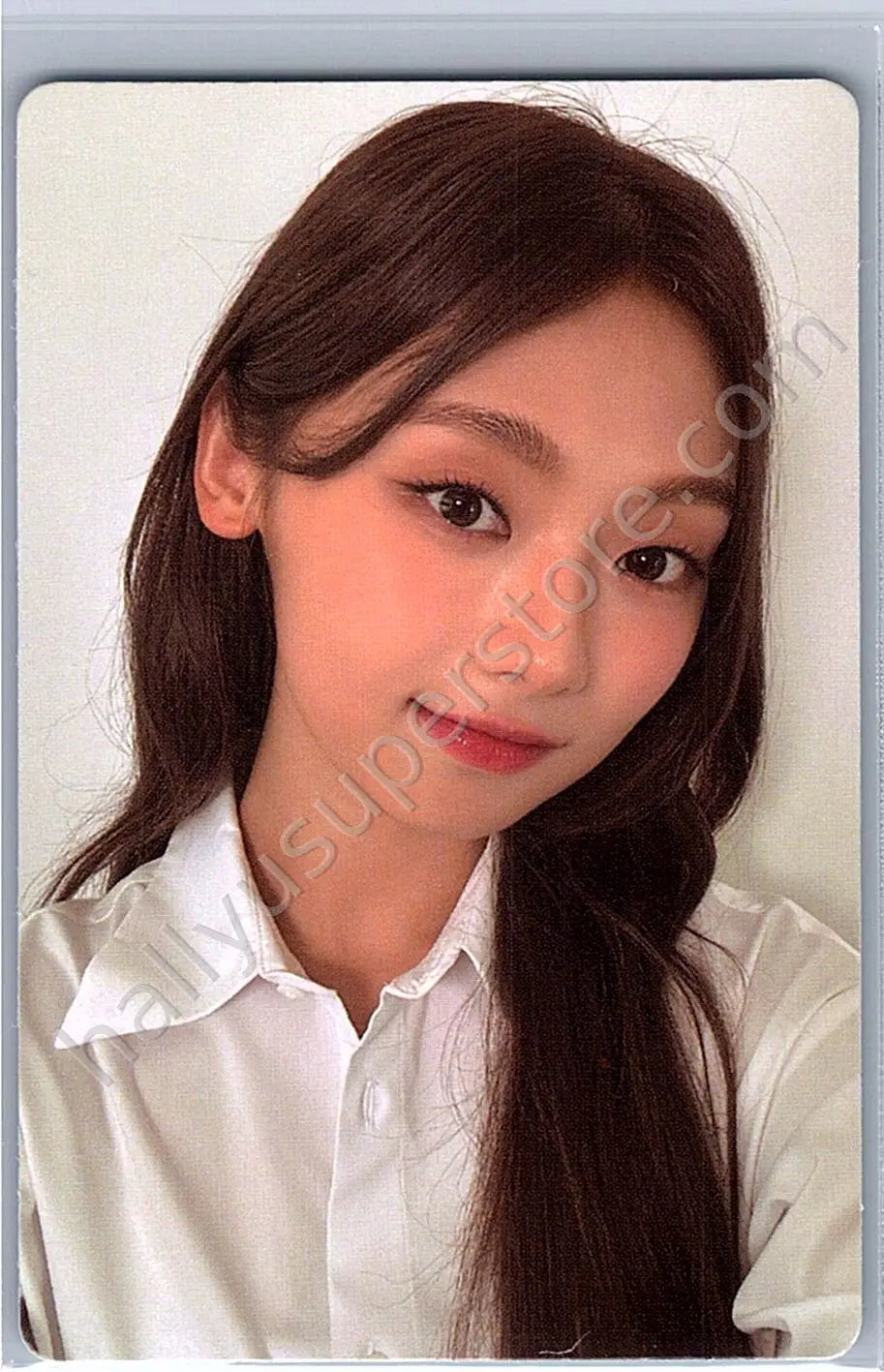 UNIS - Hyeonju - Universe Ticket concept version