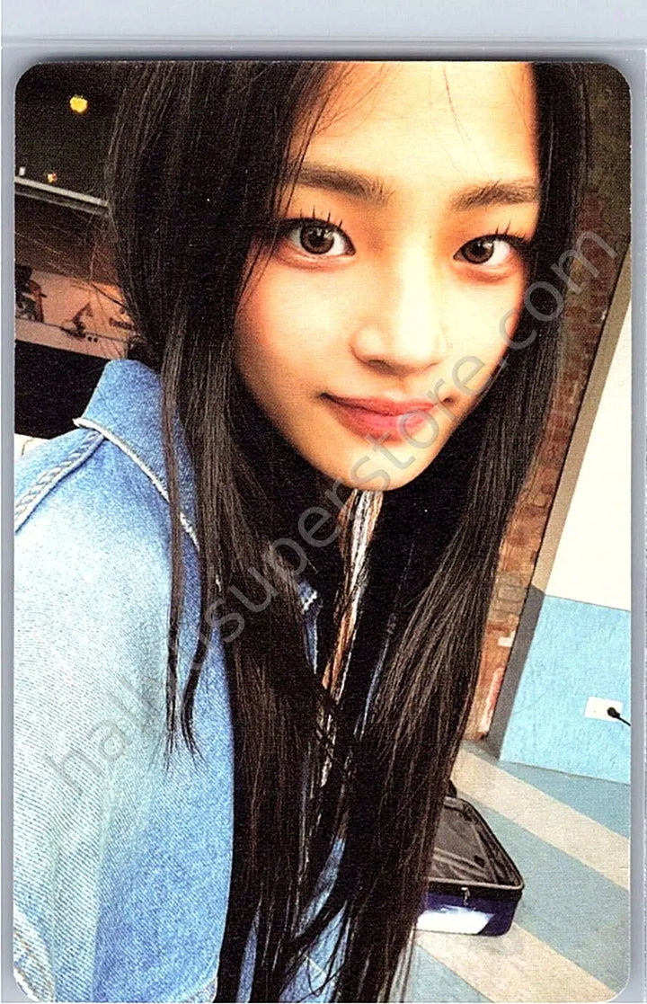 NewJeans - Minji - NewJeans 1st EP “New Jeans” album photocard bluebook version newjeans version