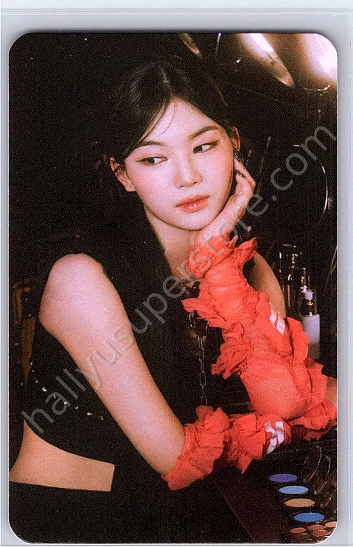 STAYC - Isa - Metamorphic album photocard mini card platform version qr card