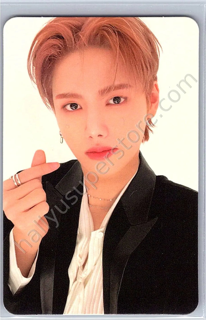 CRAVITY - Minhee - CRAVITY - Minhee - MASTER : PIECE  Album mono version album photocard