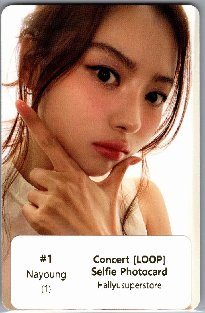 I.O.I - "2026 I.O.I Concert Tour: LOOP" Random Selfie Photocard [26.07.24]