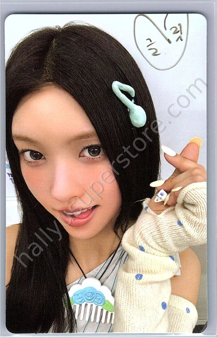ILLIT - Yunah - NOT CUTE ANYMORE A version album photocard ashley williams pouch version photocard set