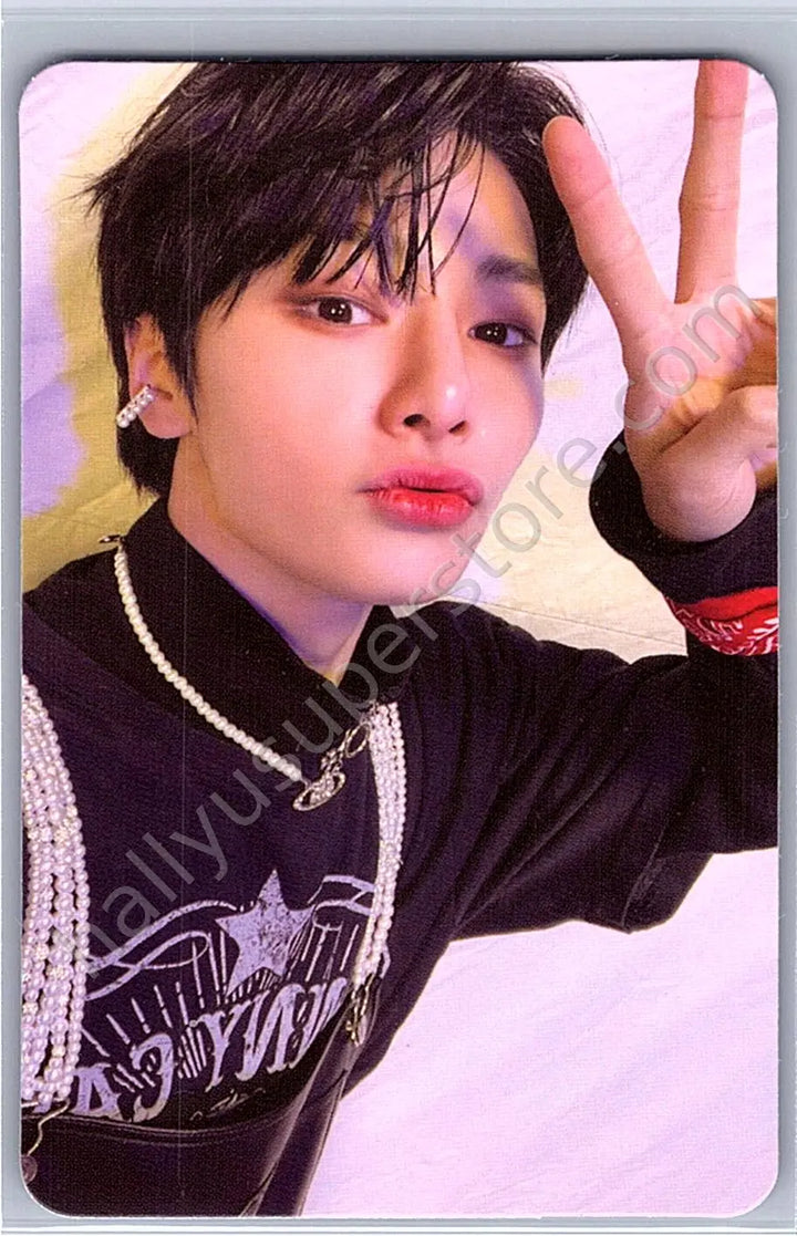 Stray Kids - I.N - Oddinary album photocard scanning version standard version