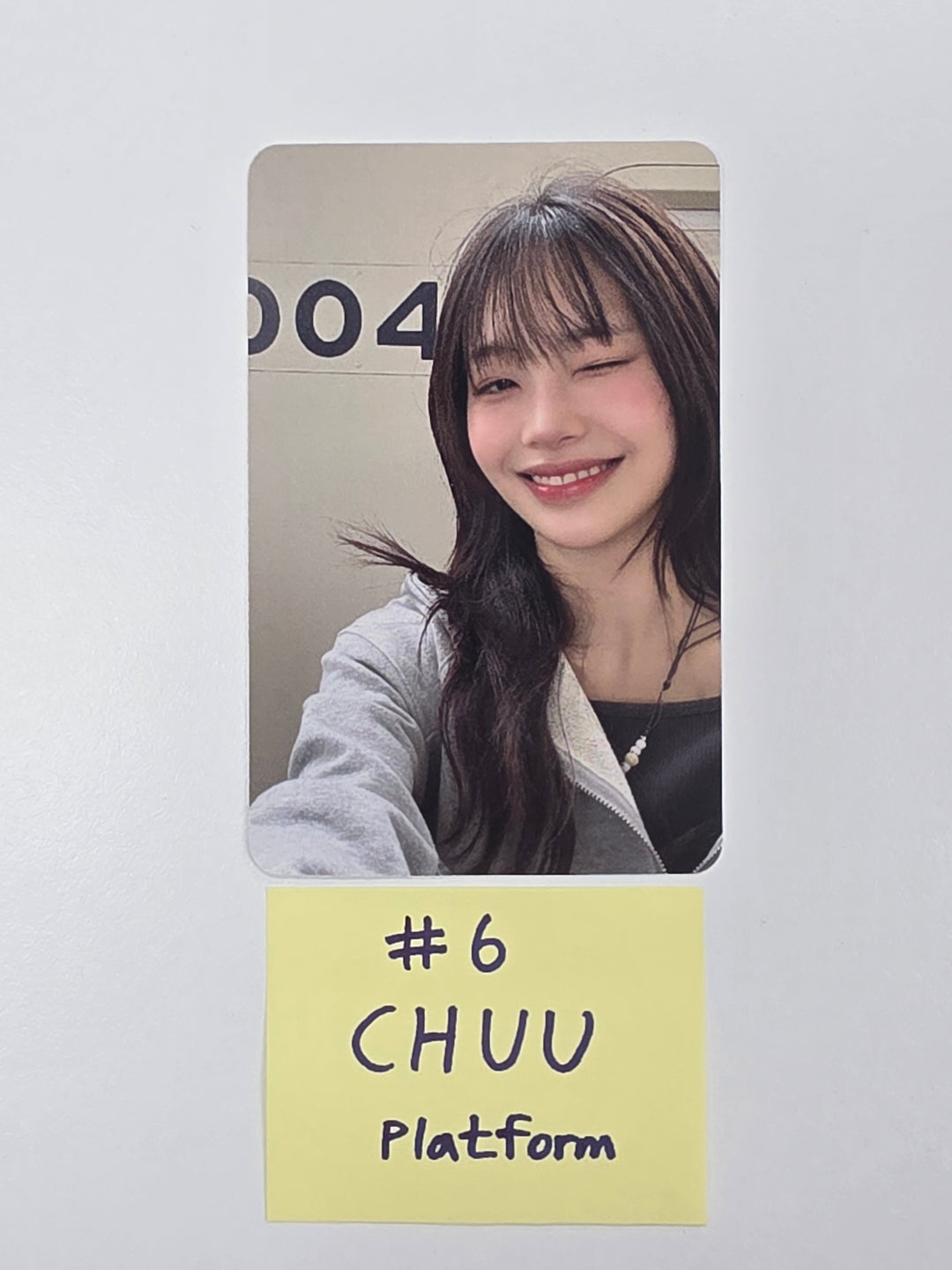 CHUU "Only cry in the rain" - Official Photocard [Platform Ver.] [25.4.23]
