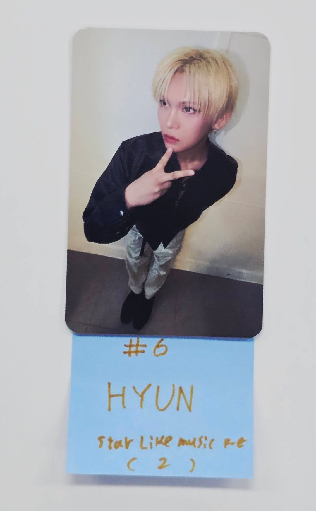 XLOV "UXLXVE" - StarLike Music Fansign Event Photocard R6 [26.01.27]