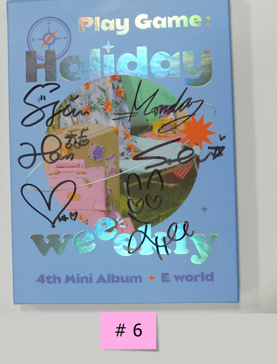 Weeekly "Play Game : Holiday Party" 4th Mini - Autographed Promo Album (Updated 8/12) - HALLYUSUPERSTORE