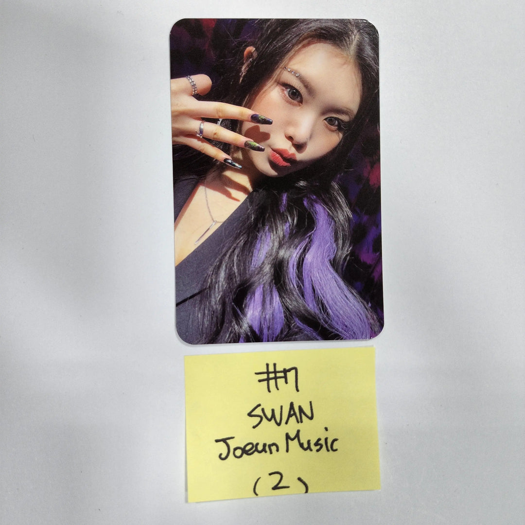 Purple Kiss &