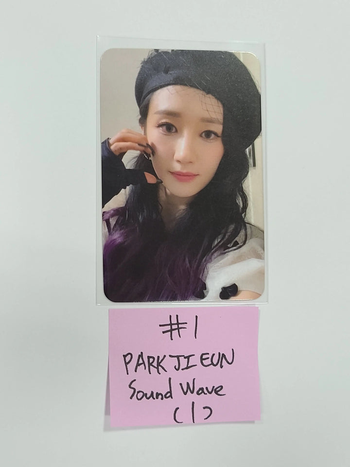 Purple Kiss &