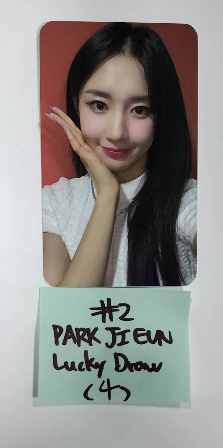 Purple Kiss &