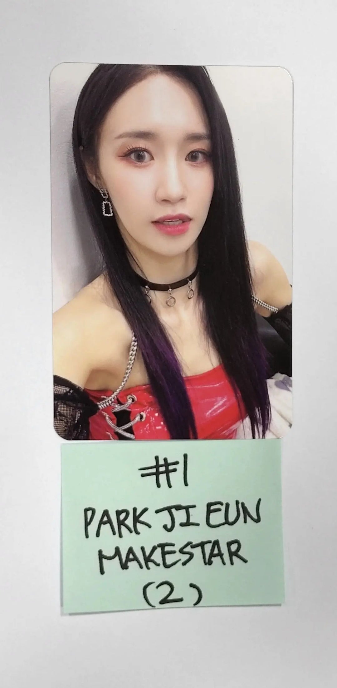 Purple Kiss &