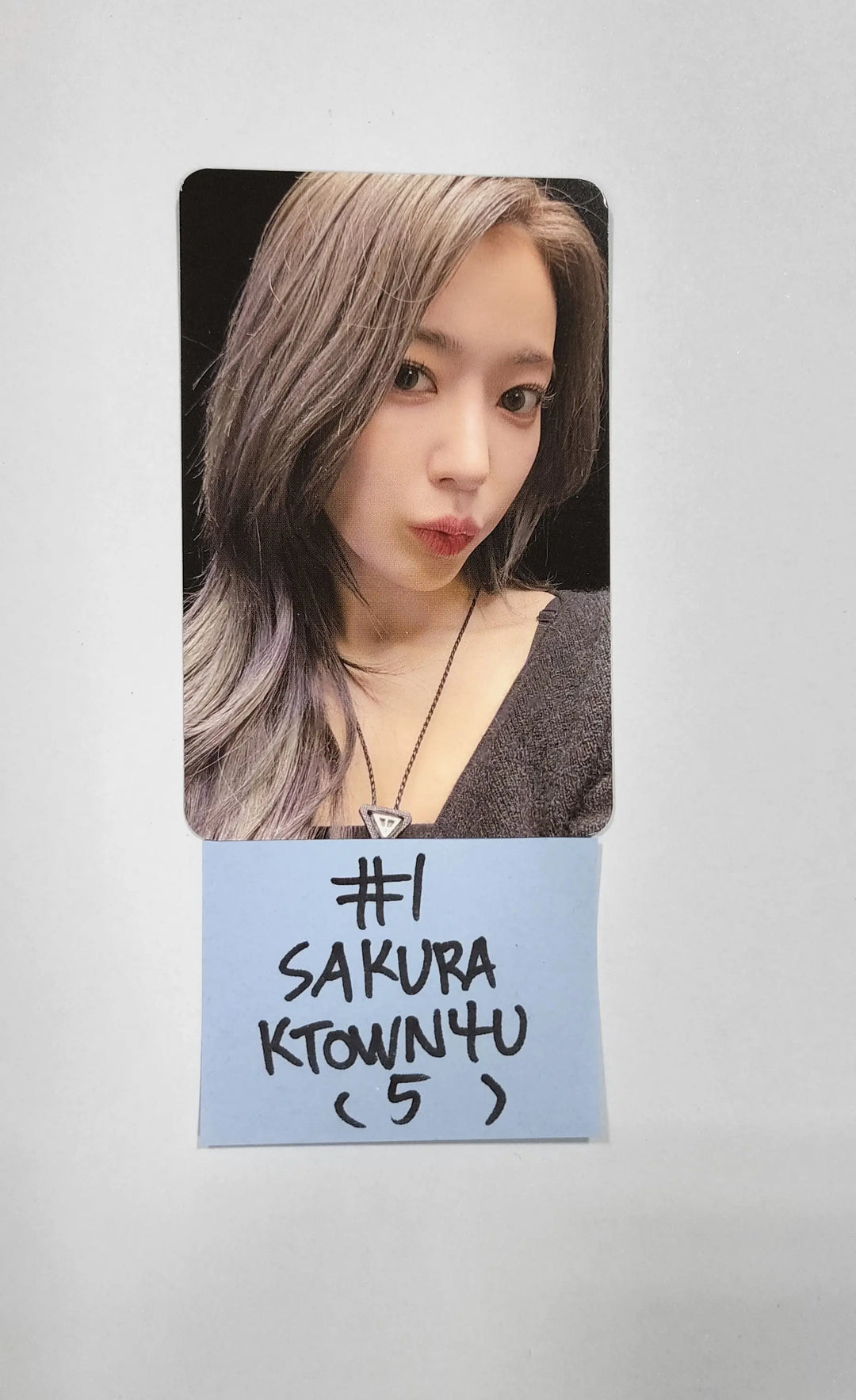 LE SSERAFIM "FEARLESS" - Ktown4U Pre-Order Benefit Photocard - HALLYUSUPERSTORE