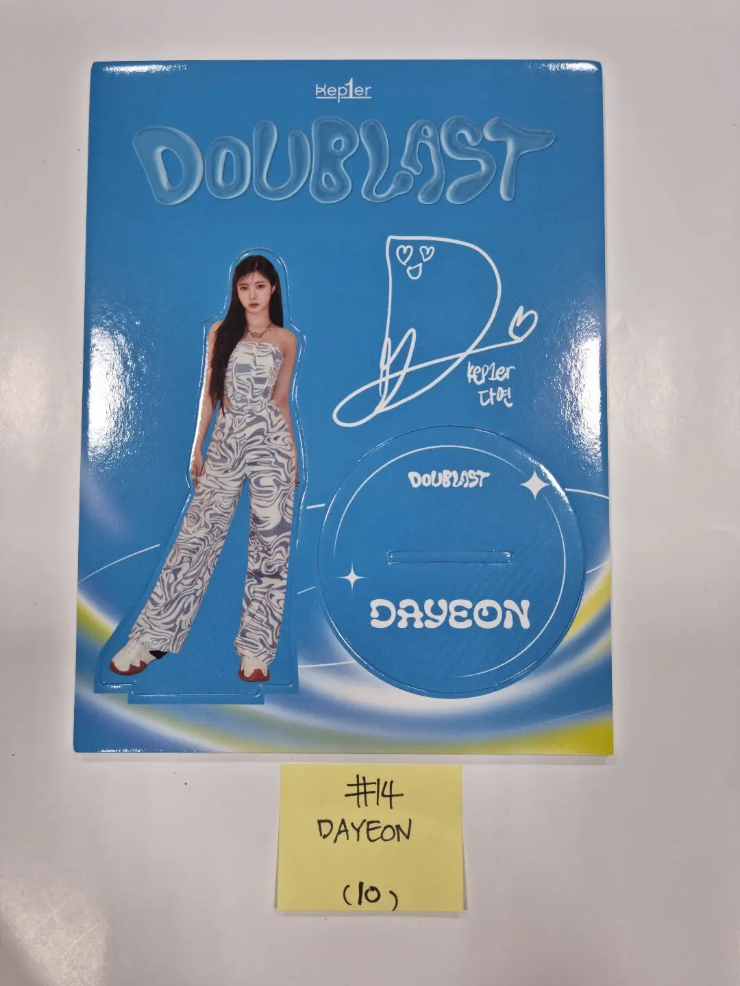 Kep1er "DOUBLAST" 2st - Official Photocard [Pop-Up Card, Photo Stand] - HALLYUSUPERSTORE