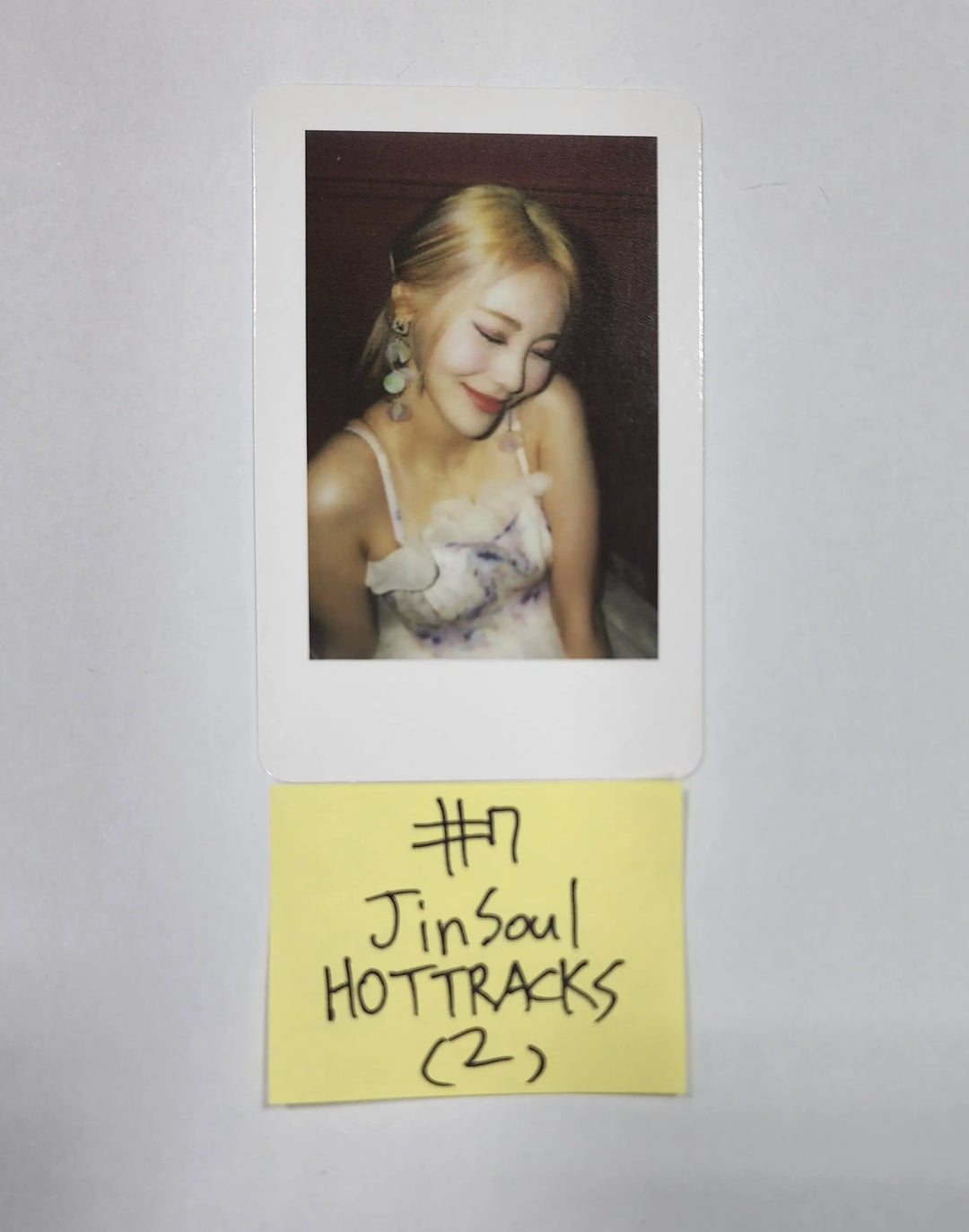 LOONA "Flip That" Summer Special Mini Album - Hottracks Pre-Order Benefit Polaroid Type Photocard - HALLYUSUPERSTORE