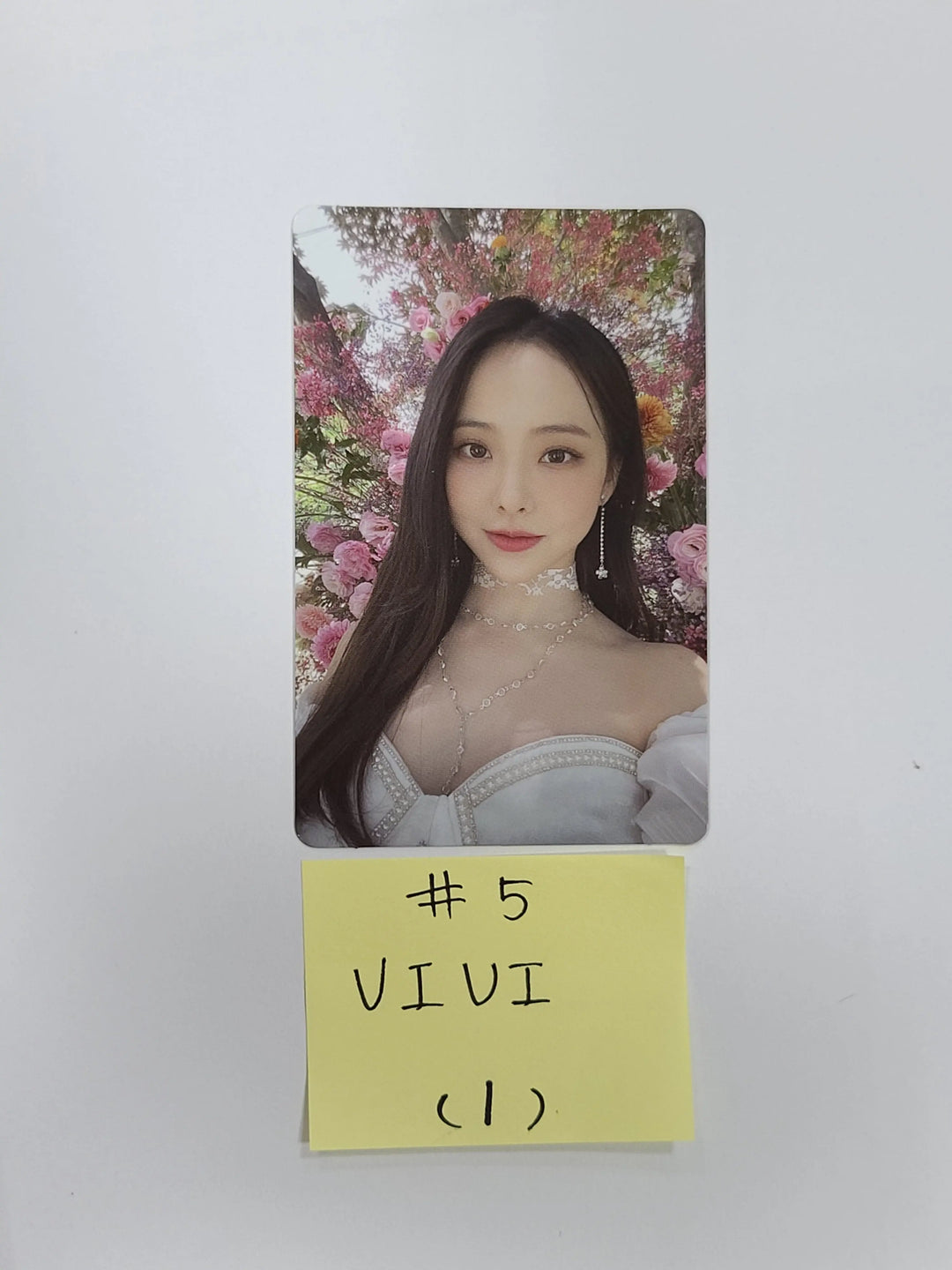 LOONA "Flip That" Summer Special Mini Album - Official Photocard [Vivi, Kimlip] - HALLYUSUPERSTORE