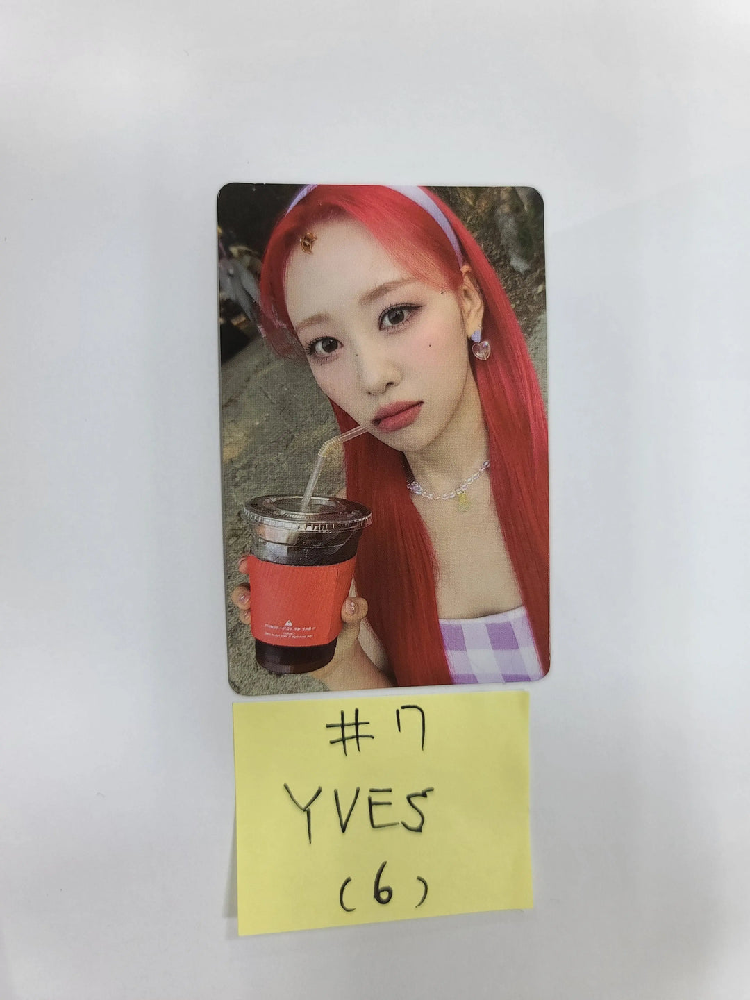 LOONA "Flip That" Summer Special Mini Album - Official Photocard [Yves, Chuu] - HALLYUSUPERSTORE