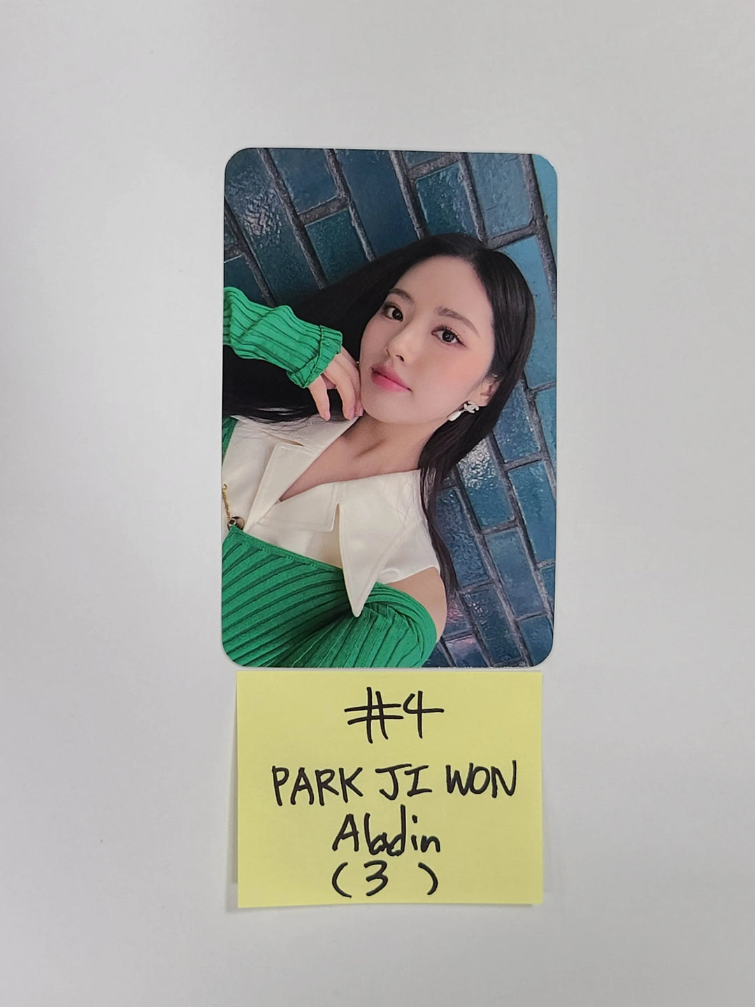 Fromis_9 "from our Memento Box" - Aladin Pre-Order Benefit Photocard - HALLYUSUPERSTORE